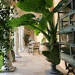 Отель Jardins Secrets