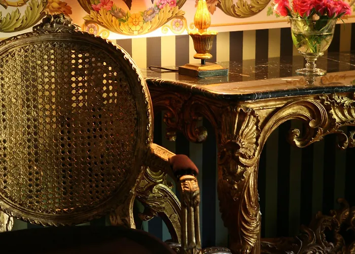 ジャルダン スクレット ホテル ニーム