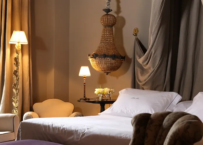 ジャルダン スクレット ホテル ニーム