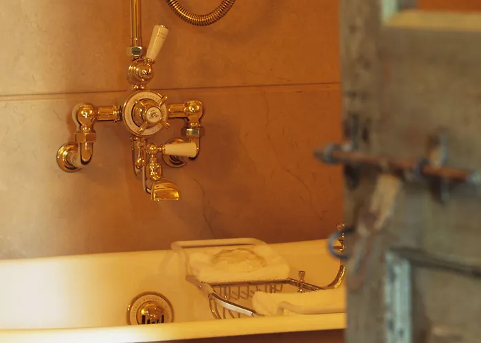 ジャルダン スクレット ニーム