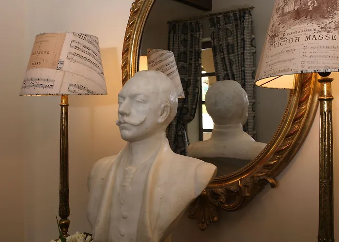 ジャルダン スクレット ニーム