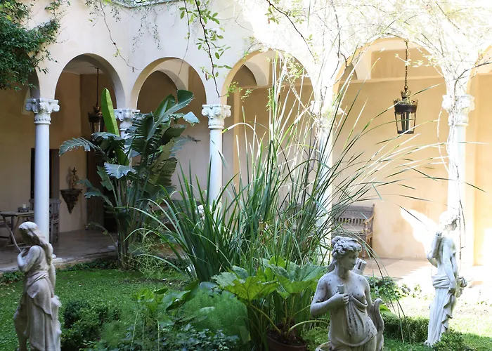 ホテル ジャルダン スクレット