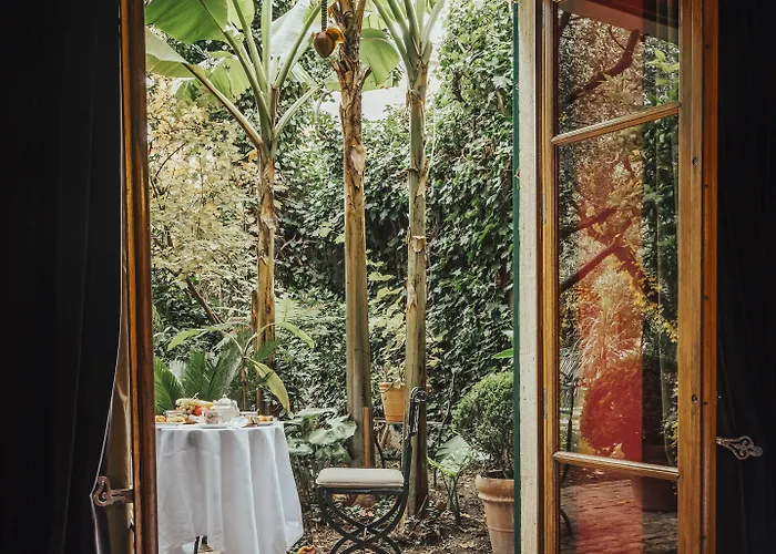 ジャルダン スクレット ホテル ニーム