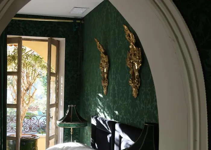 ジャルダン スクレット ホテル ニーム