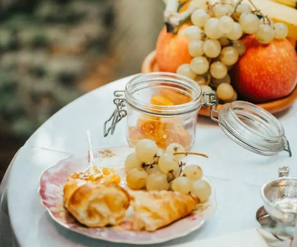 ジャルダン スクレット ホテル